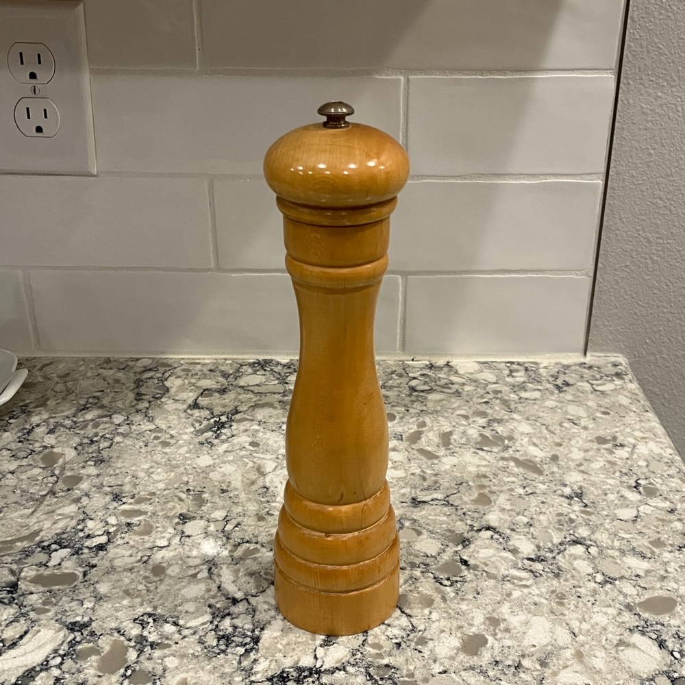 Peugeot Natural Wood Grinder 10”